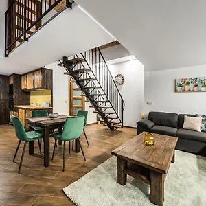 Old Drum Apartment Budapest